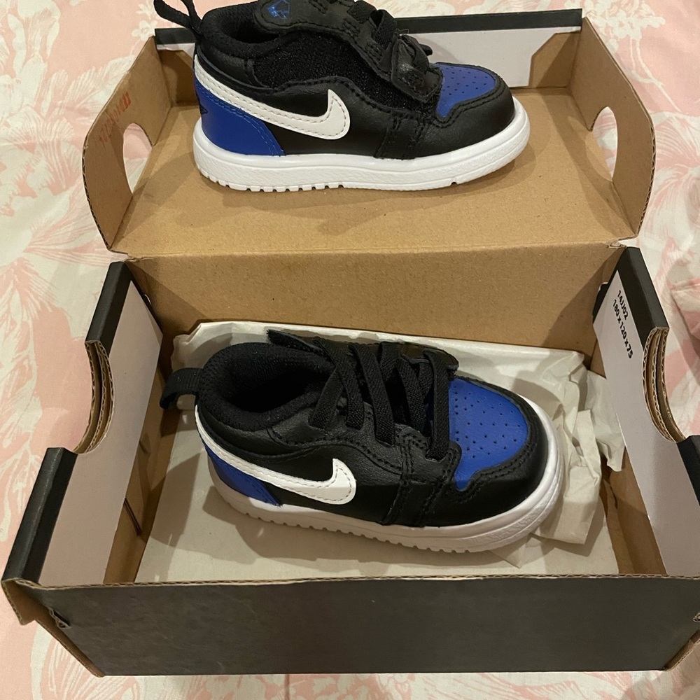 Jordan Kids Black and Blue Sneakers